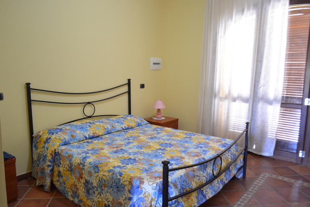Agriturismo La Dolce Collina Villa Follonica Szoba fotó